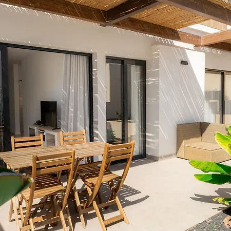 El Palmeral - House With Pool In Corralejo