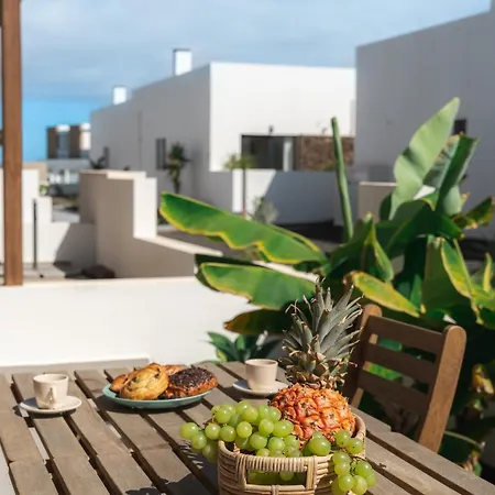 El Palmeral - House With Pool In Holiday home Corralejo