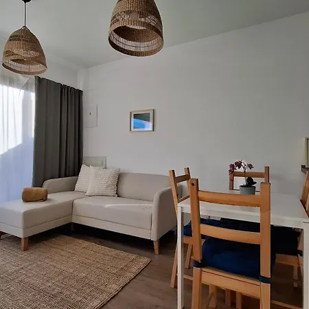 度假居 El Palmeral - With Terrace And Pool In