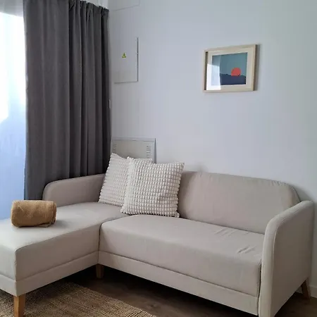 El Palmeral - With Terrace And Pool In